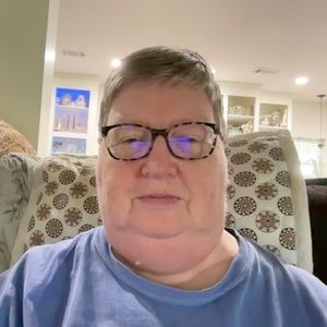 Meet your Posher, Dee ann